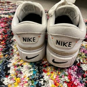 Women’s Nike Legacy